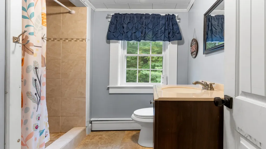 35 North Street Newport ME 04953