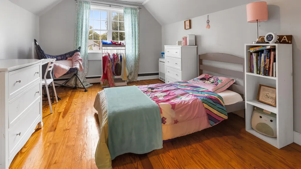 35 North Street Newport ME 04953
