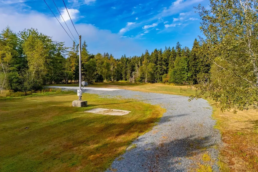 792 Tremont Road Tremont ME 04674