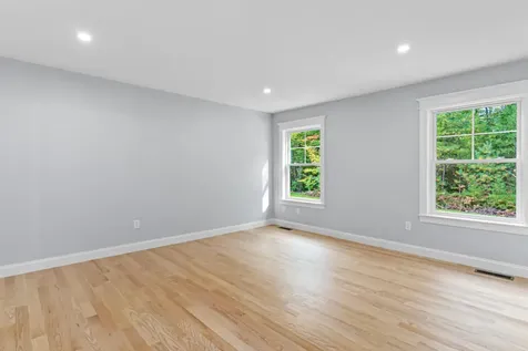 153 Stewart Drive Scarborough ME 04074