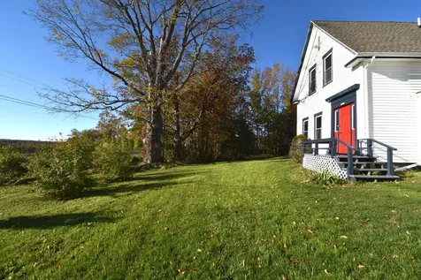 5 North Road Detroit ME 04929