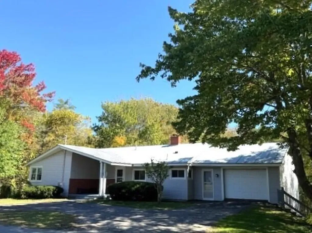 359 Ridge Road Fairfield ME 04937