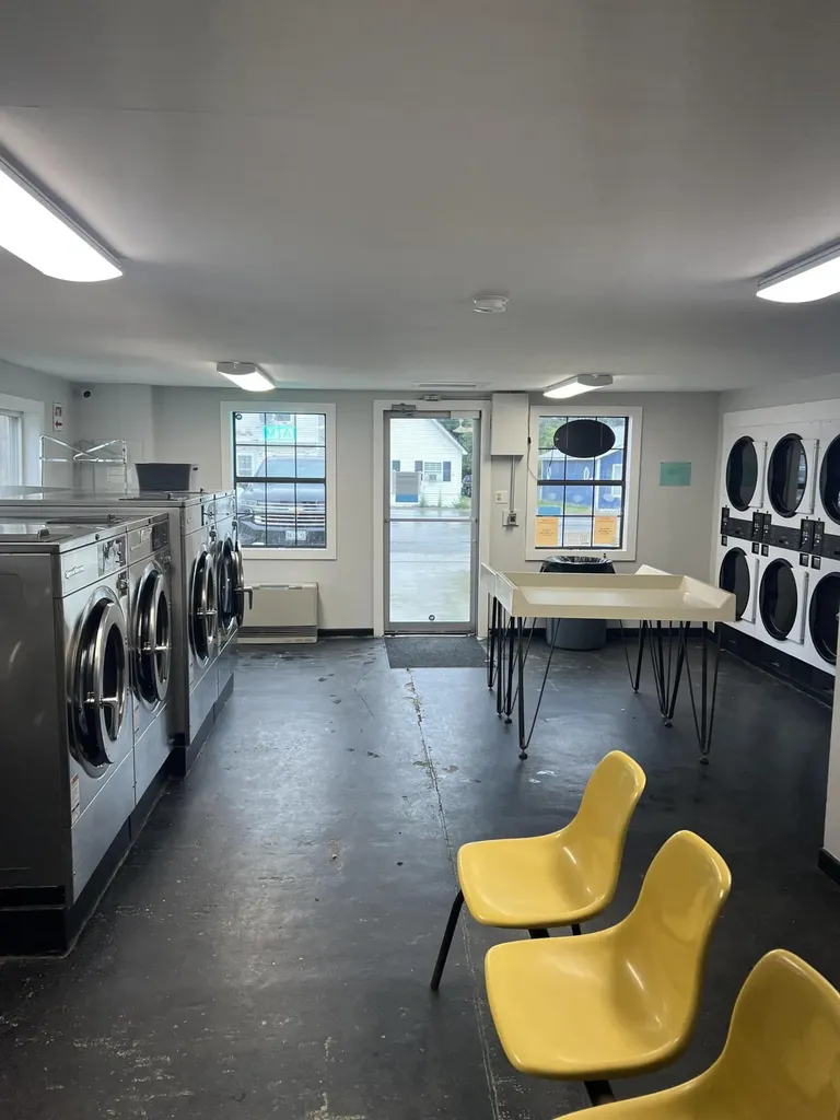 30 Commercial Street Hartland ME 04943