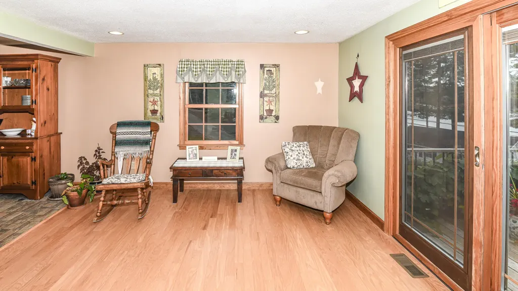 95 Harbor Road Naples ME 04055