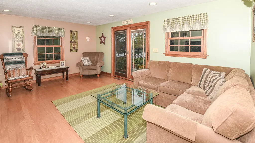 95 Harbor Road Naples ME 04055