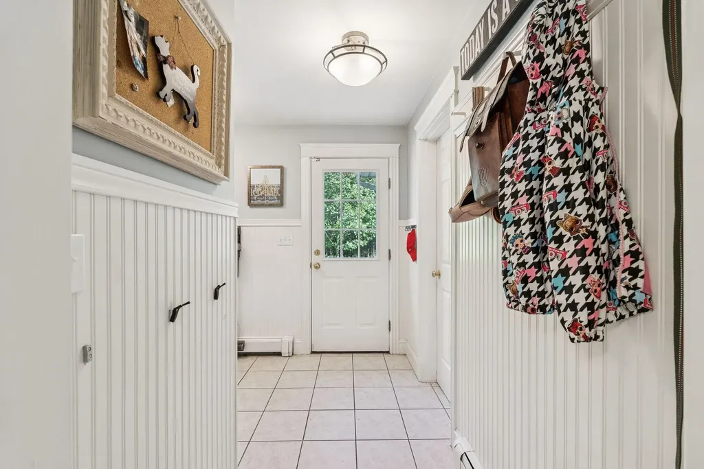 4 Periwinkle Way Falmouth ME 04105