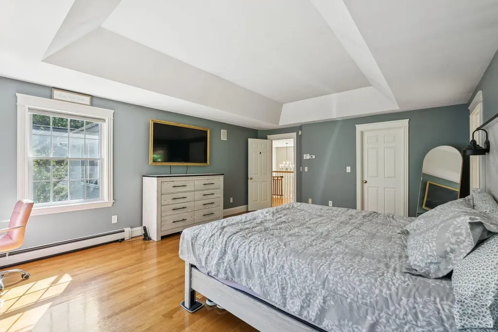 4 Periwinkle Way Falmouth ME 04105