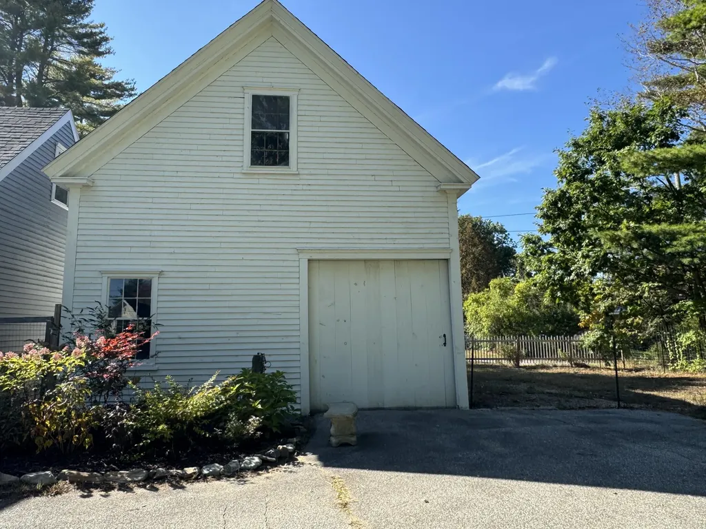 11 Pinewoods Road Lisbon ME 04250