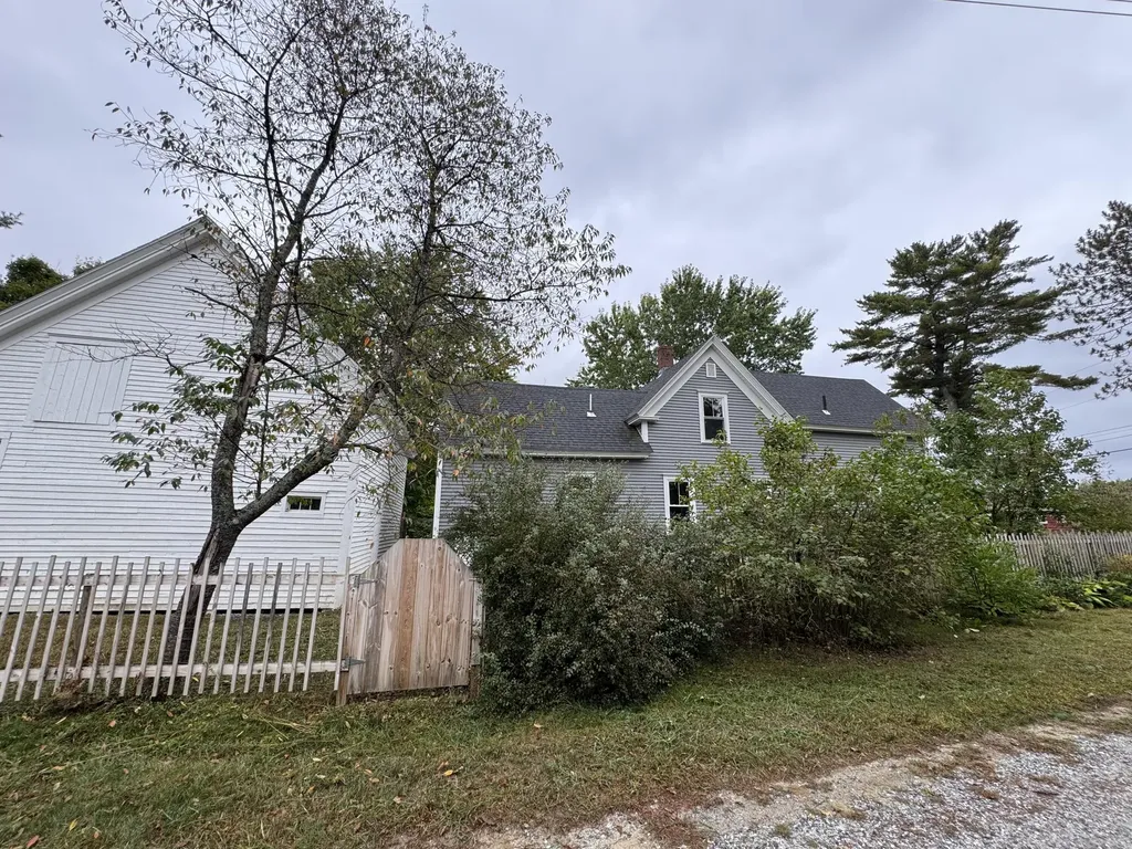 11 Pinewoods Road Lisbon ME 04250
