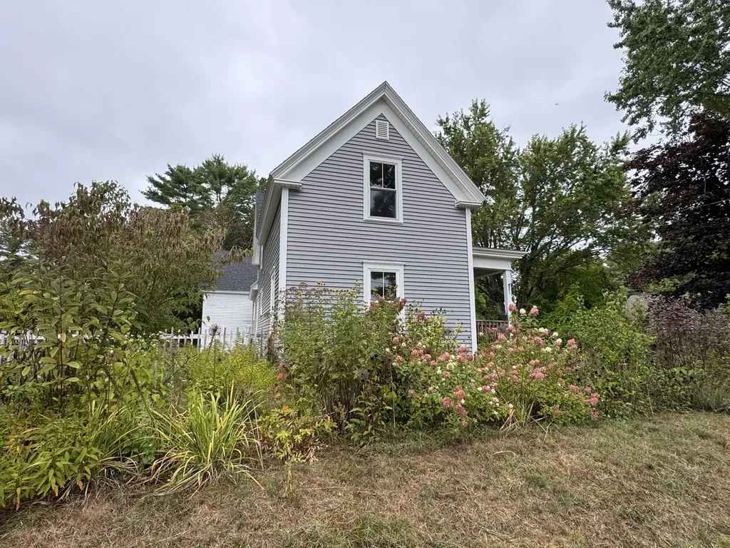11 Pinewoods Road Lisbon ME 04250