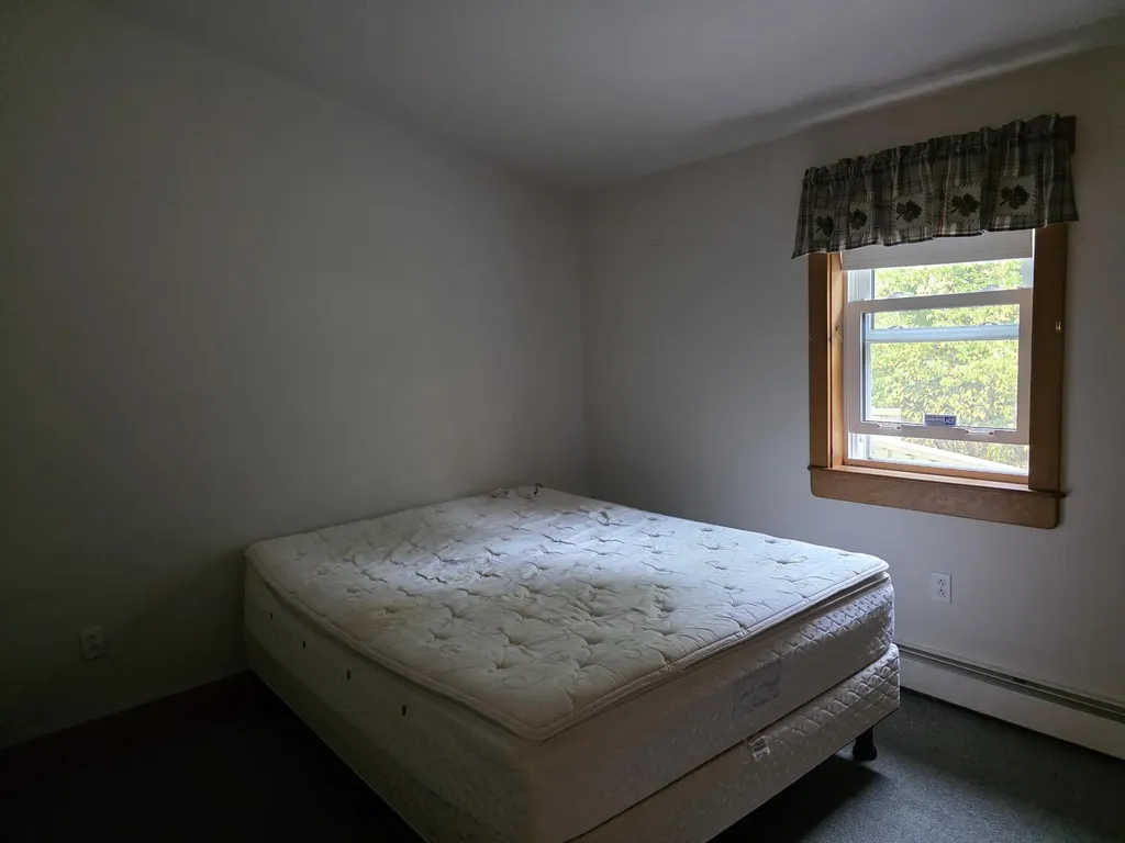 80 Loring Lane Pownal ME 04069