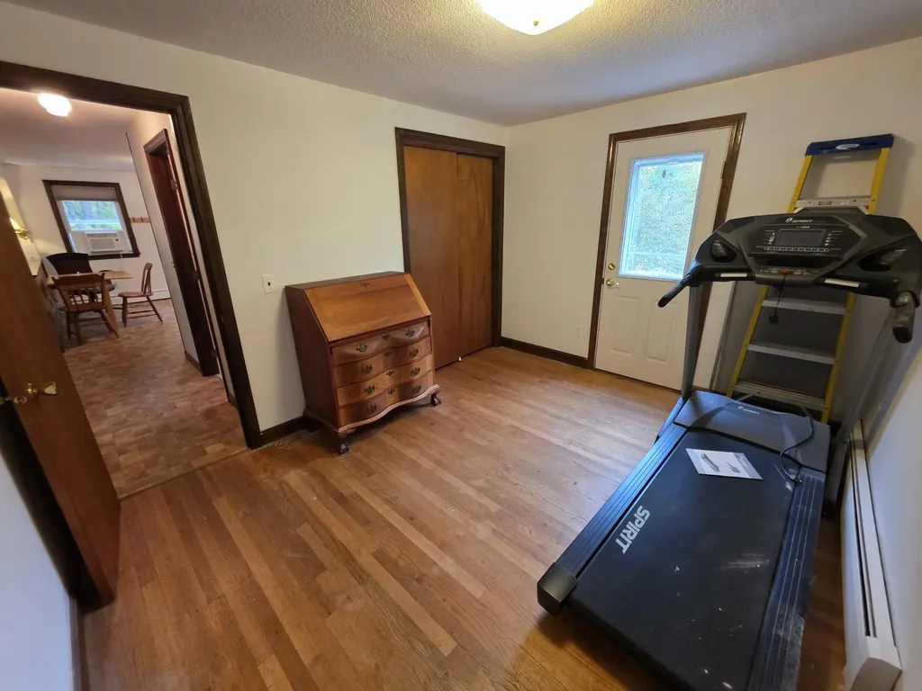 80 Loring Lane Pownal ME 04069