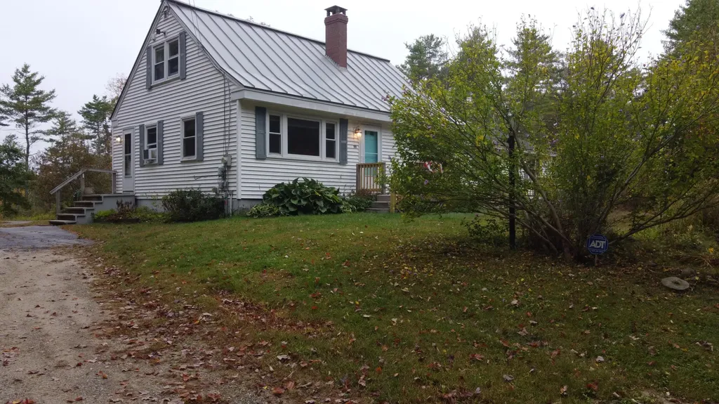 80 Loring Lane Pownal ME 04069
