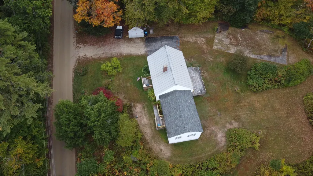 80 Loring Lane Pownal ME 04069