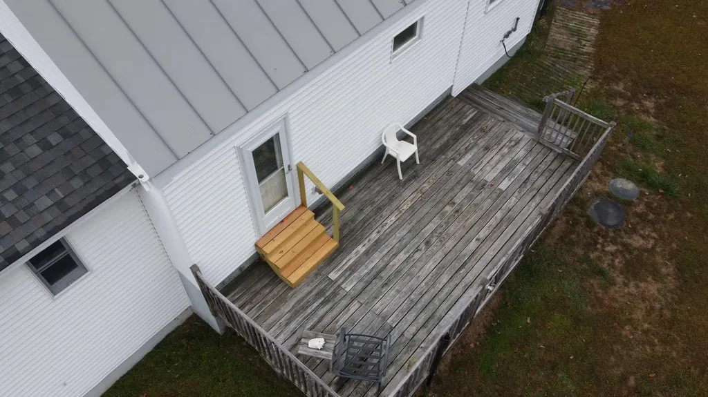80 Loring Lane Pownal ME 04069