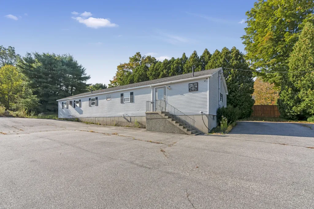 85 Hall Road Windham ME 04062
