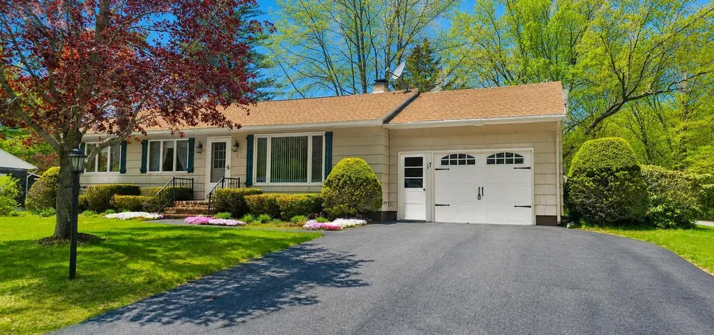 17 Oak Street Jay ME 04239