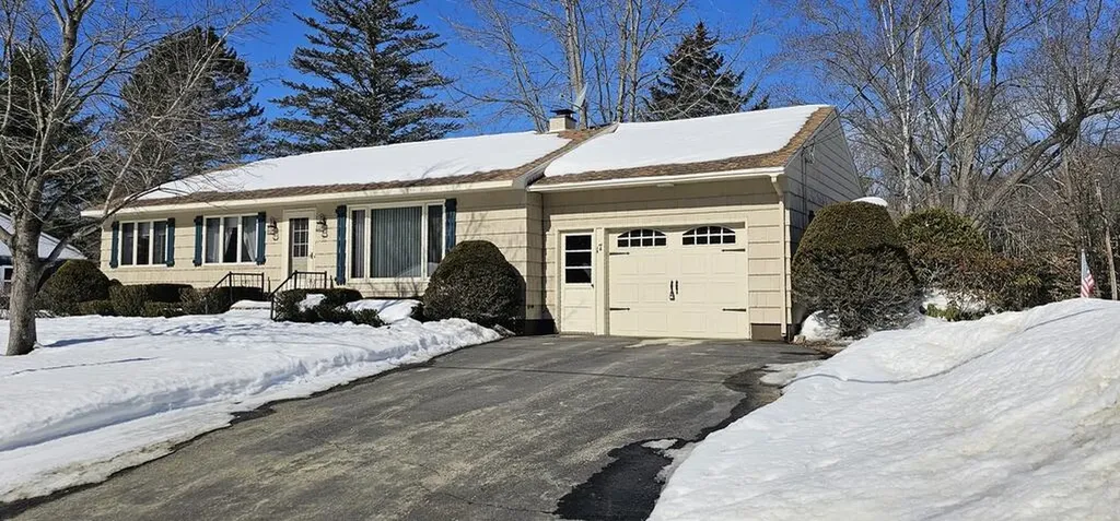 17 Oak Street Jay ME 04239