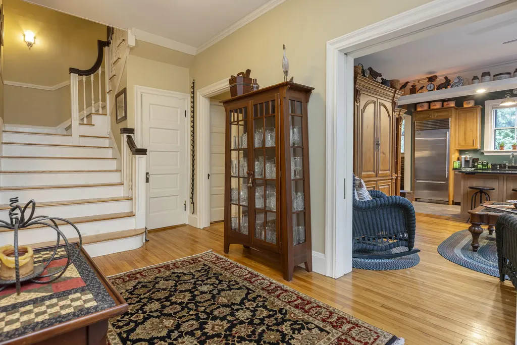 40 Neal Street Portland ME 04102