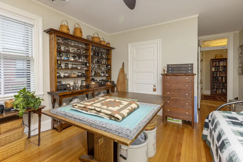 40 Neal Street Portland ME 04102