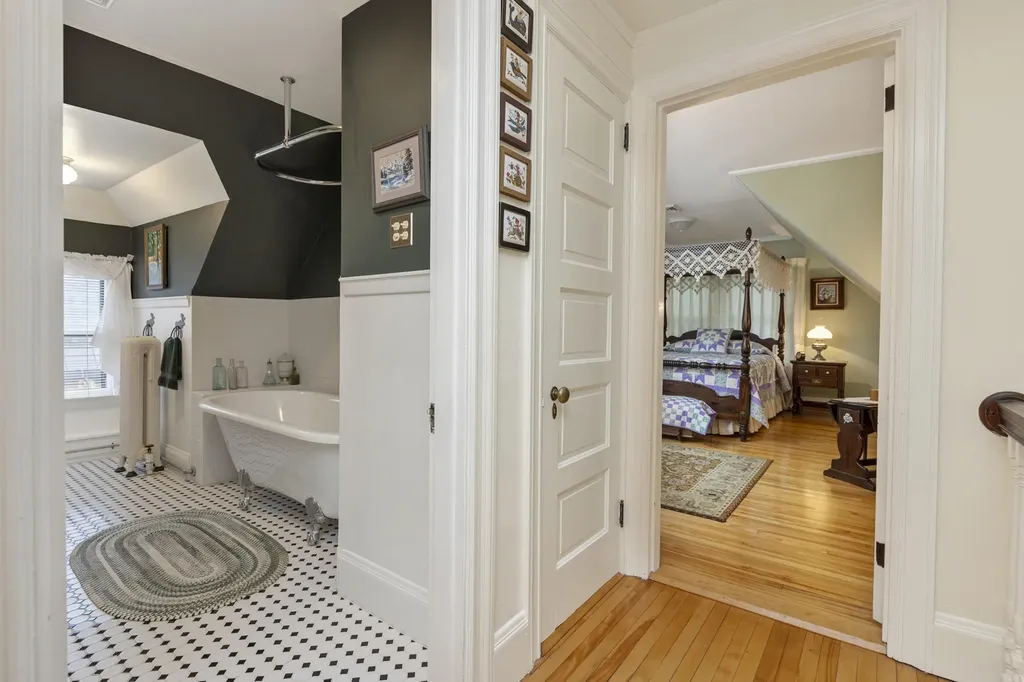 40 Neal Street Portland ME 04102