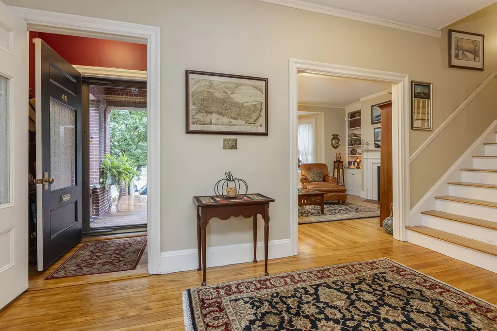 40 Neal Street Portland ME 04102