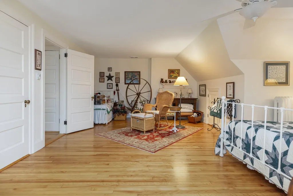 40 Neal Street Portland ME 04102