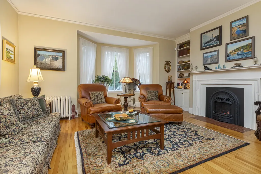 40 Neal Street Portland ME 04102