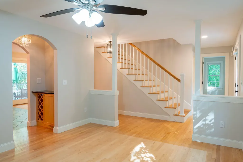 9 Whippoorwill Lane Durham ME 04222