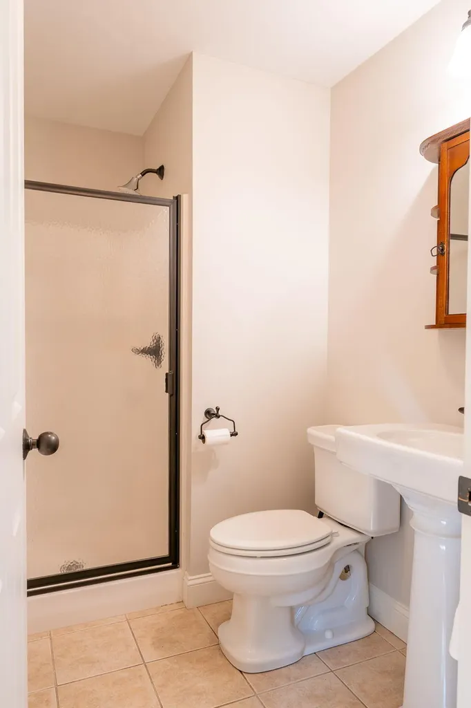 9 Whippoorwill Lane Durham ME 04222