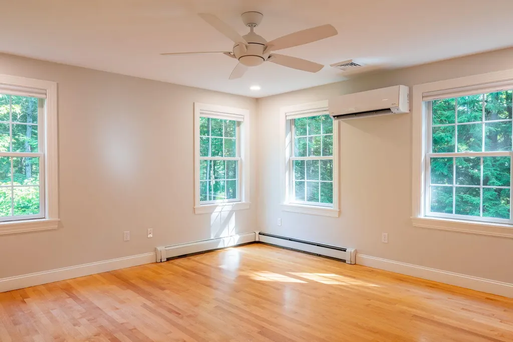 9 Whippoorwill Lane Durham ME 04222