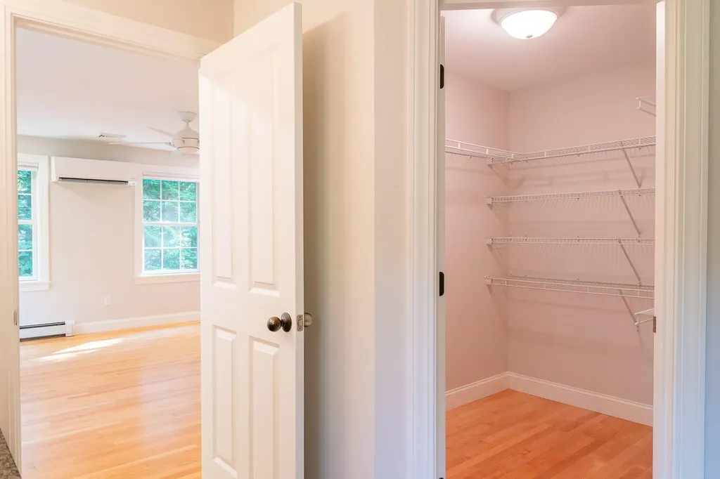 9 Whippoorwill Lane Durham ME 04222