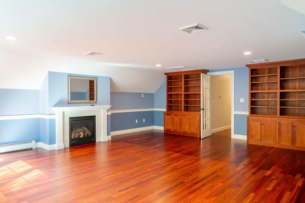 9 Whippoorwill Lane Durham ME 04222