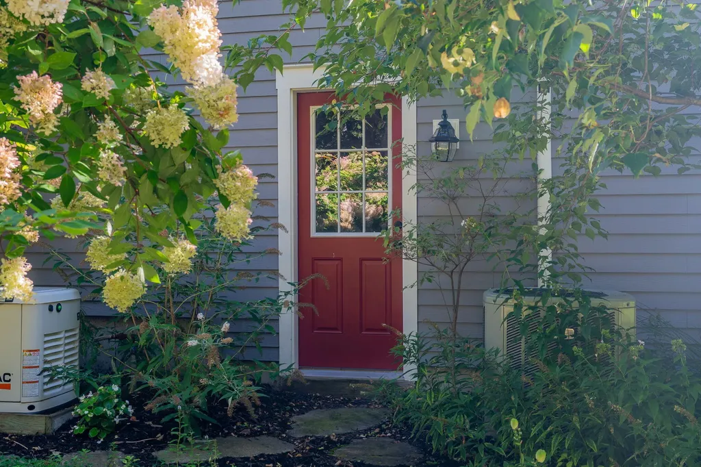 9 Whippoorwill Lane Durham ME 04222