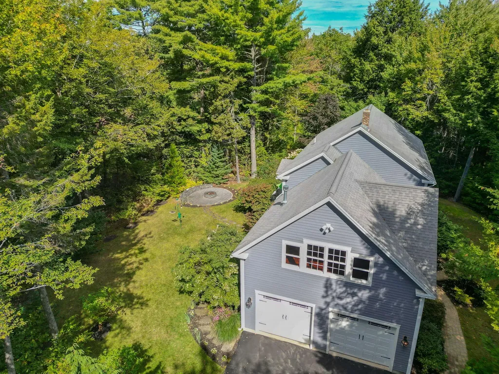 9 Whippoorwill Lane Durham ME 04222