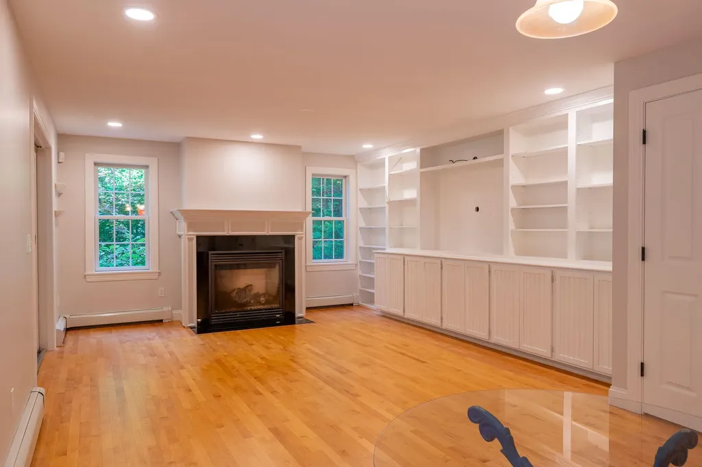 9 Whippoorwill Lane Durham ME 04222