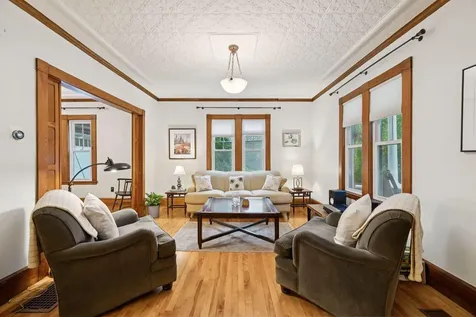 10 Warren Street Hallowell ME 04347