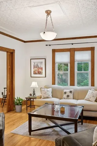 10 Warren Street Hallowell ME 04347