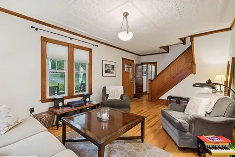 10 Warren Street Hallowell ME 04347