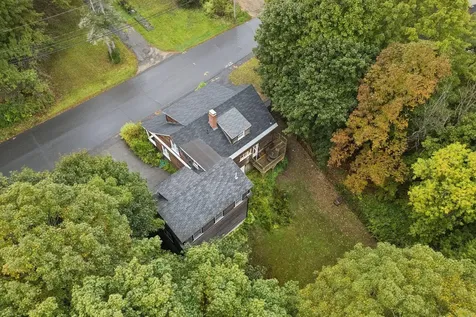10 Warren Street Hallowell ME 04347