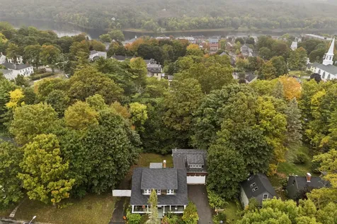 10 Warren Street Hallowell ME 04347
