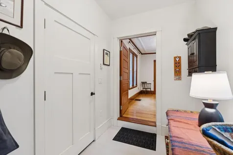 10 Warren Street Hallowell ME 04347