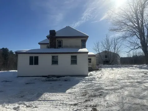 187 Gray Road Vassalboro ME 04989