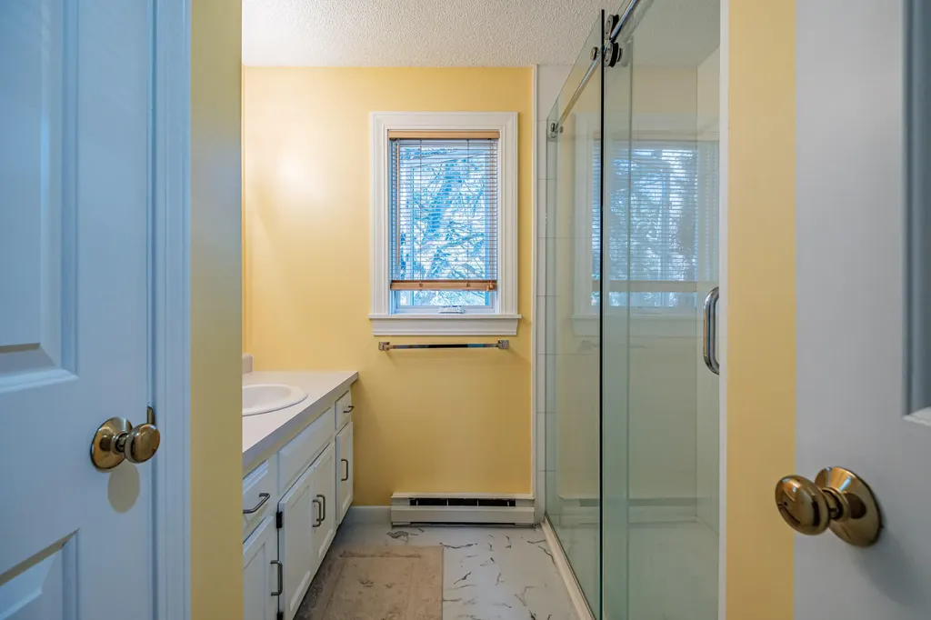 2 Brookmere Way Brunswick ME 04011