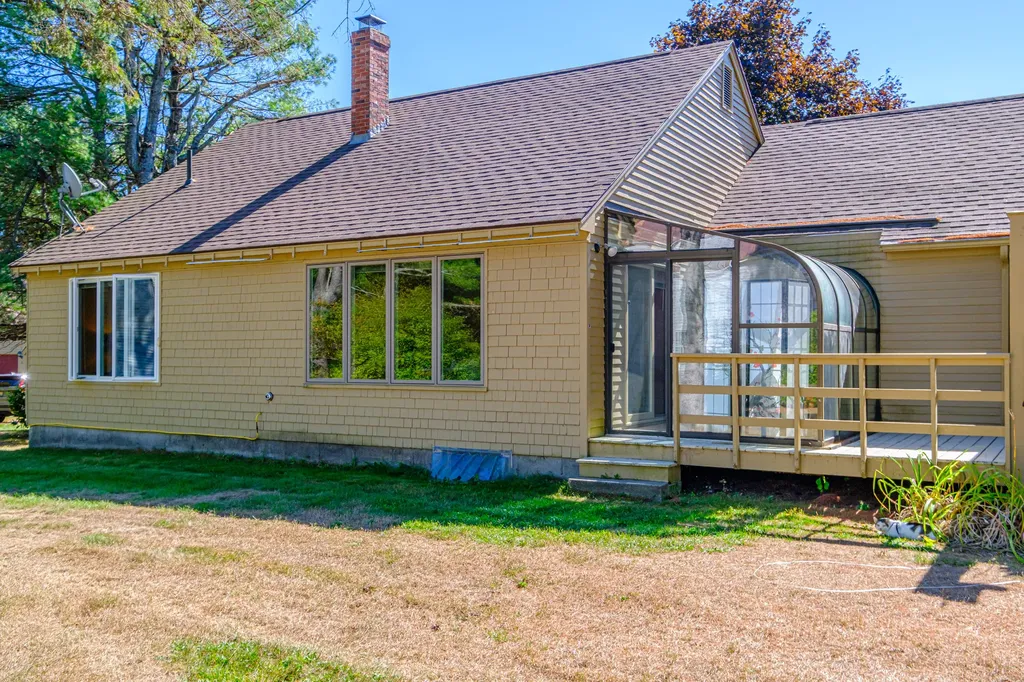 2 Brookmere Way Brunswick ME 04011