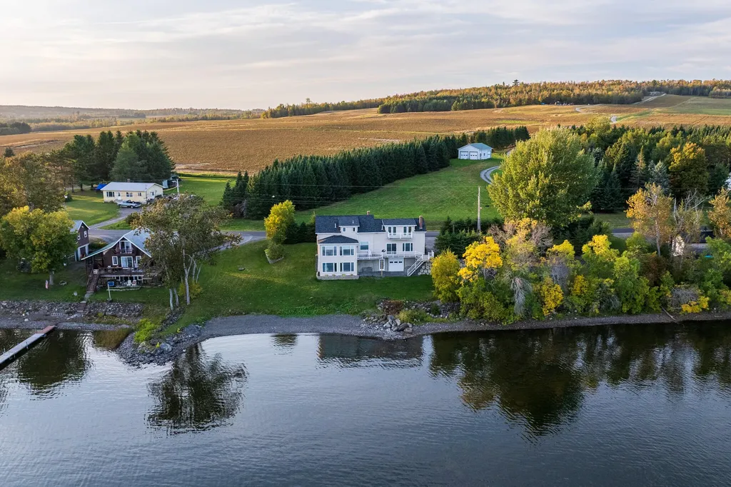 150 Cleveland Road Saint Agatha ME 04772