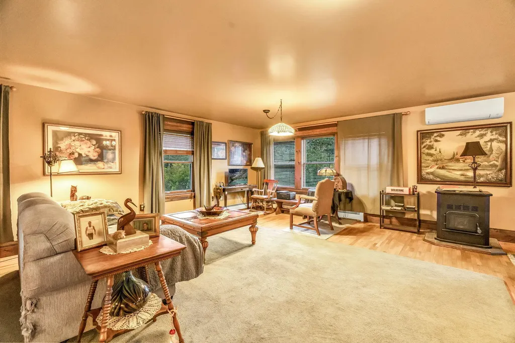207 Finson Road Bangor ME 04401