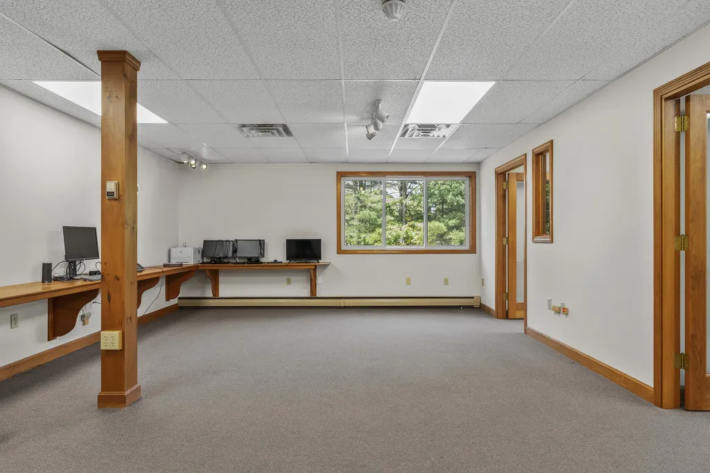 22 Parkers Way Brunswick ME 04011