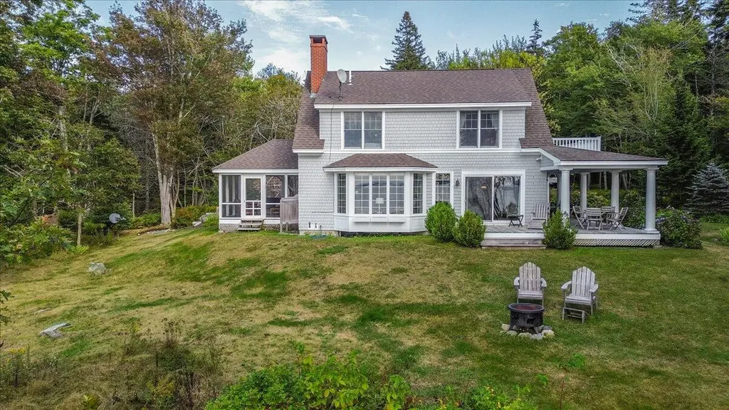 39 Eastman Lane Deer Isle ME 04627