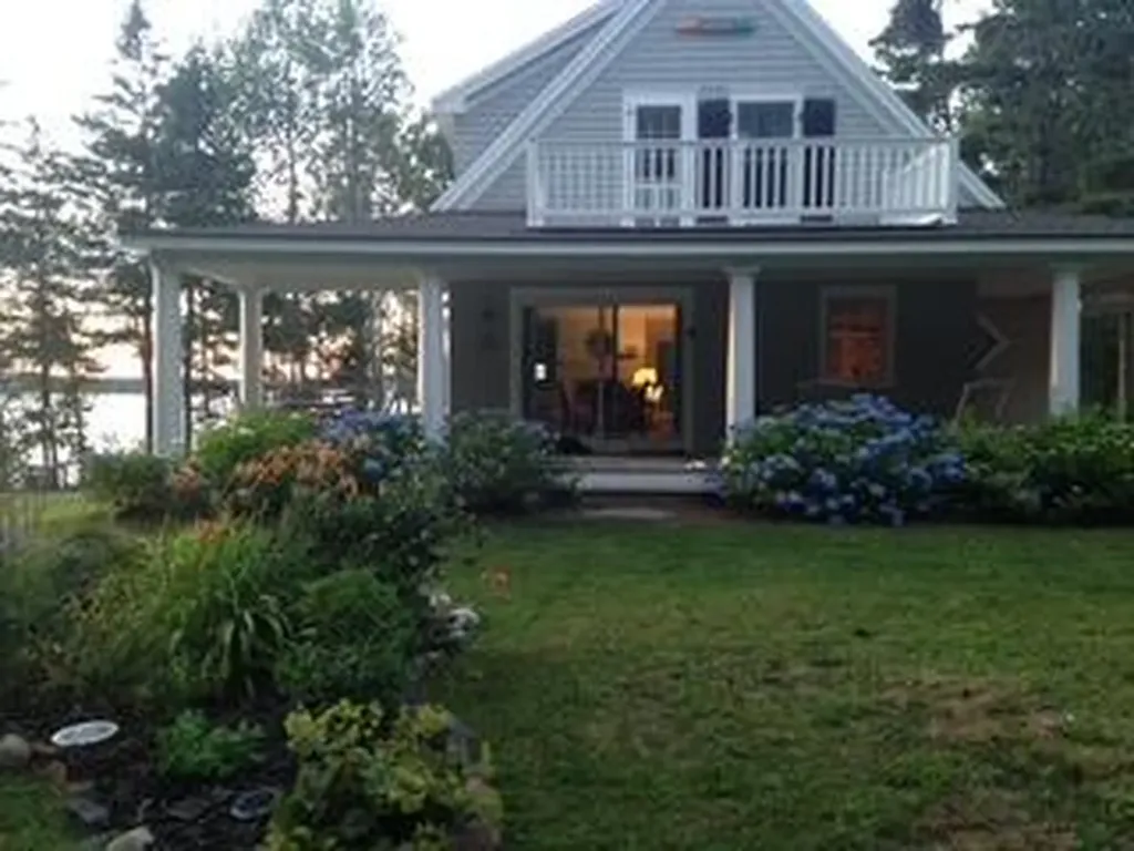 39 Eastman Lane Deer Isle ME 04627